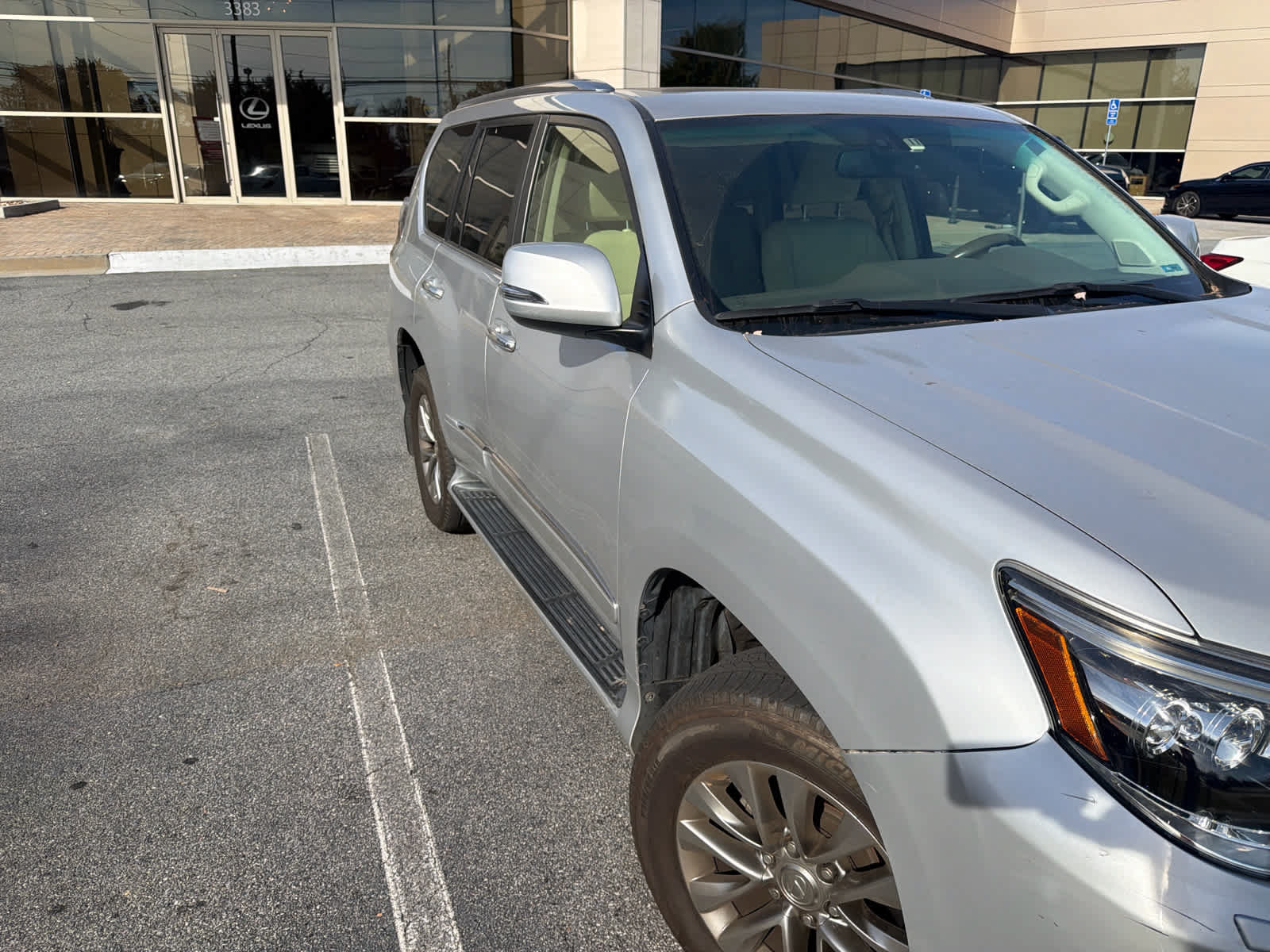 Used 2014 Lexus GX 460 Luxury AWD/4WD image 11
