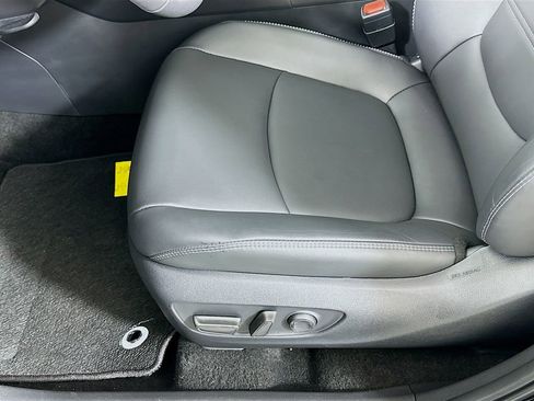 Certified 2025 Toyota RAV4 XLE Premium image 19