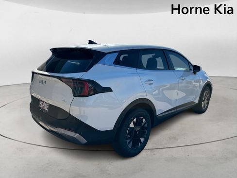 New 2026 Kia Sportage LX image 4