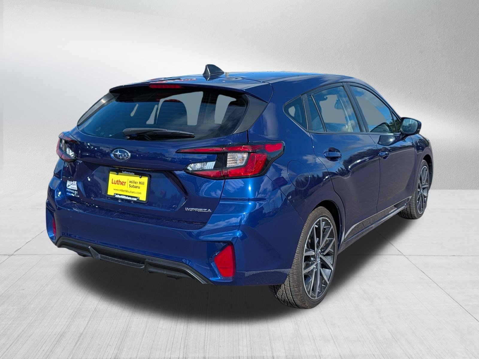 Used 2024 Subaru Impreza 2.0i Sport AWD/4WD image 7