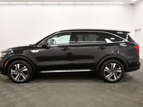 Certified 2023 Kia Sorento EX AWD/4WD image 4