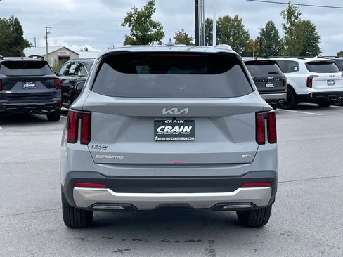 New 2026 Kia Sorento S AWD/4WD image 6