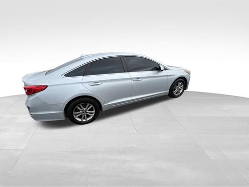 Used 2016 Hyundai Sonata SE FWD image 29