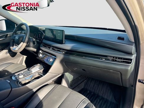 Used 2023 INFINITI QX60 Luxe w/ Performance Audio Package FWD image 39