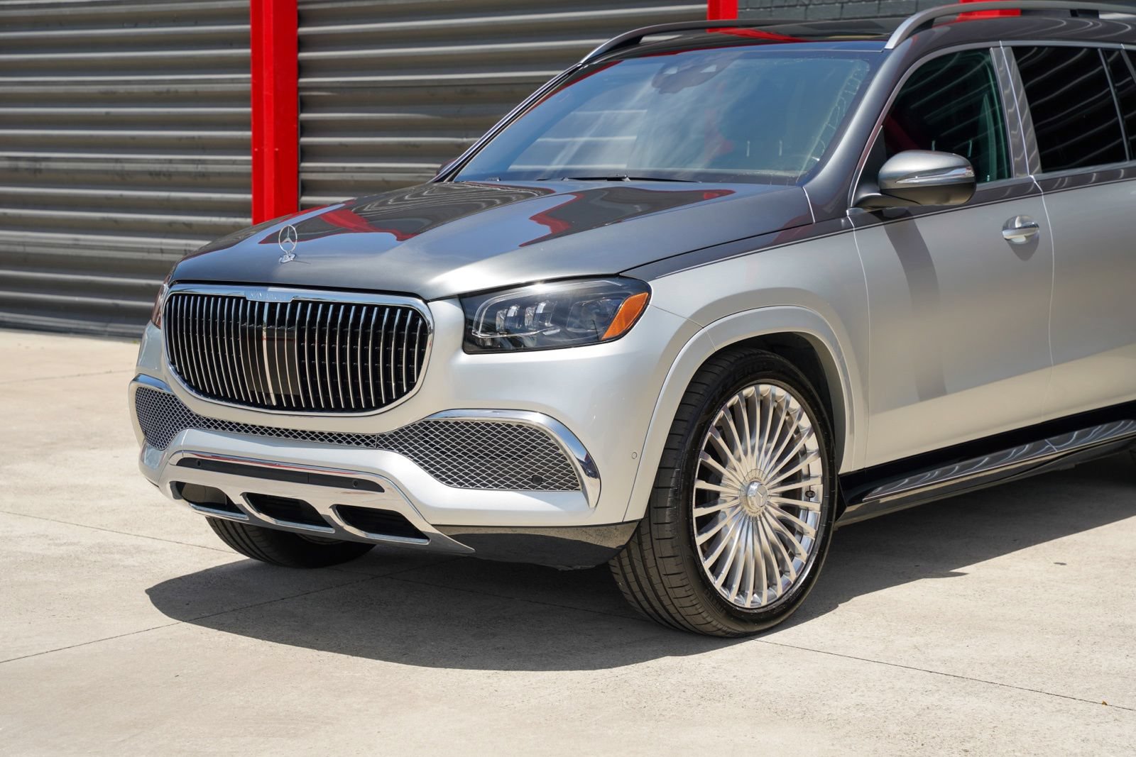 Used 2021 Mercedes-Benz Maybach GLS 600 4MATIC image 2
