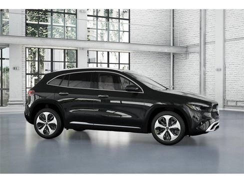 New 2026 Mercedes-Benz GLA 250 4MATIC image 14