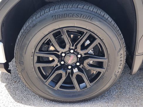 Used 2024 GMC Sierra 1500 Elevation AWD/4WD image 30
