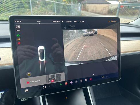 Used 2019 Tesla Model 3 Mid Range RWD image 19