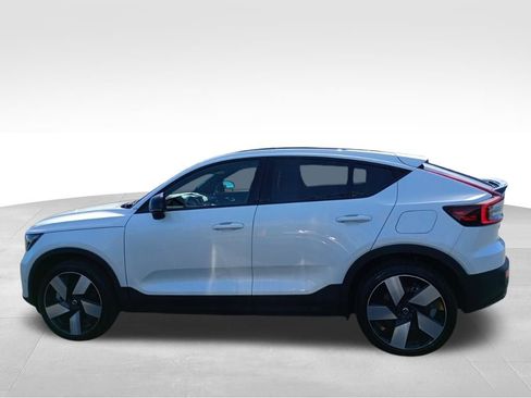 Used 2024 Volvo C40 P8 Recharge Plus image 9