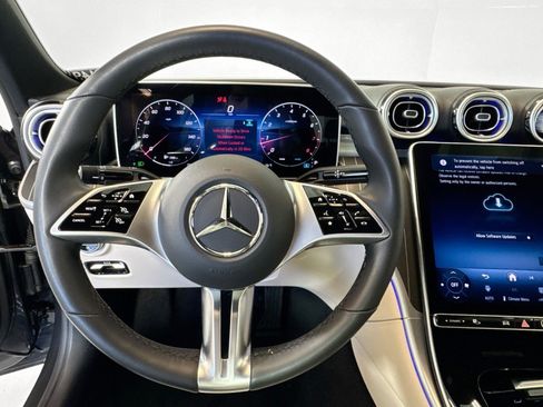 Used 2025 Mercedes-Benz C 300 Sedan image 11