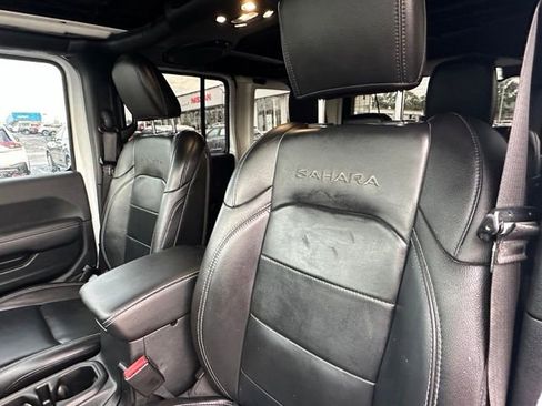Used 2021 Jeep Wrangler Unlimited Sahara AWD/4WD image 29