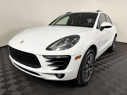Used 2018 Porsche Macan S AWD/4WD image 3