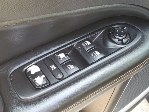 Used 2018 Jeep Compass Limited AWD/4WD image 26