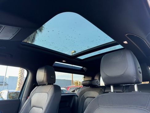 Used 2021 Land Rover Defender 90 X-Dynamic S image 14