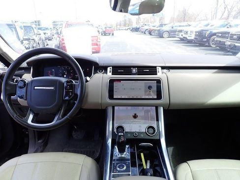 Used 2018 Land Rover Range Rover Sport HSE image 12