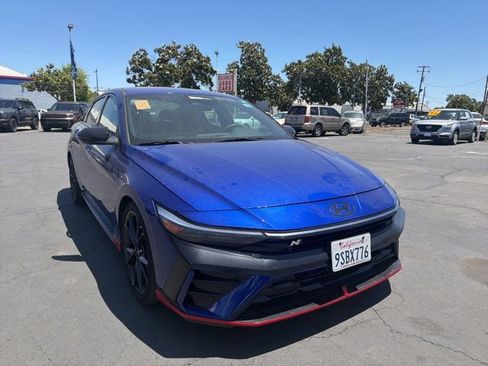Used 2025 Hyundai Elantra N FWD image 3