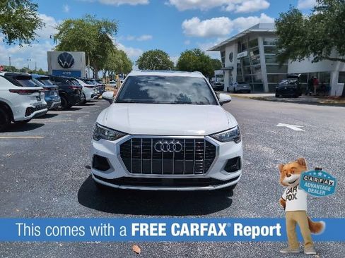 Used 2021 Audi Q3 2.0T Premium w/ Convenience Package AWD/4WD image 2