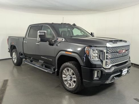 Used 2020 GMC Sierra 2500 Denali w/ Denali Ultimate Package AWD/4WD image 2