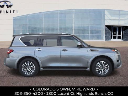 Used 2024 Nissan Armada SL image 7