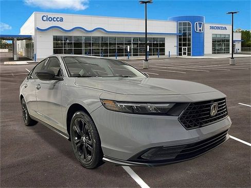 New 2025 Honda Accord SE image 8