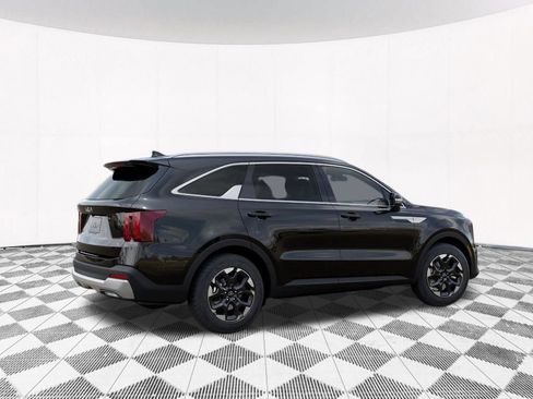 Used 2026 Kia Sorento S FWD image 8