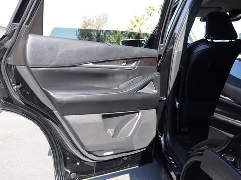 Used 2023 INFINITI QX60 Sensory AWD/4WD image 40