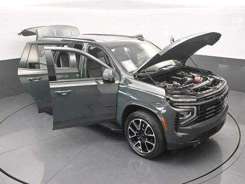 Used 2025 Chevrolet Tahoe RST w/ Comfort Package RWD image 77