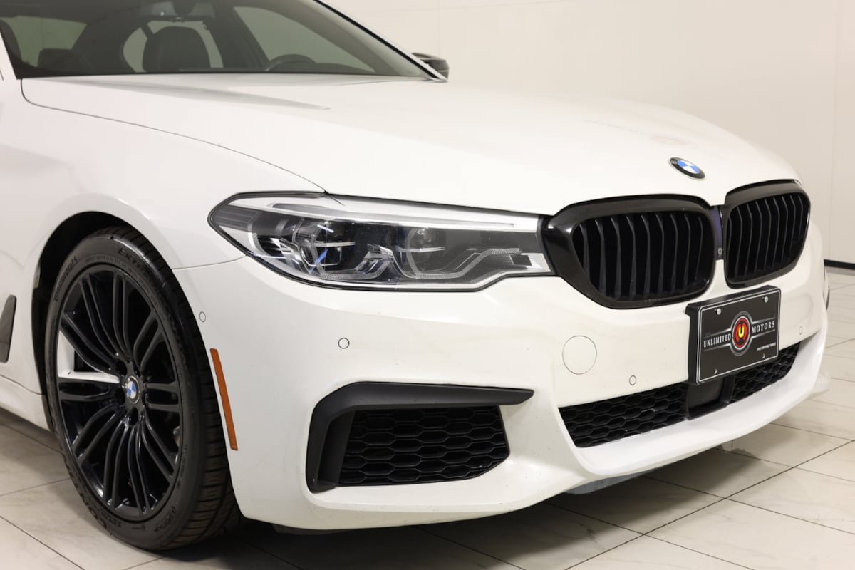 Used 2018 BMW M550i xDrive AWD/4WD image 37