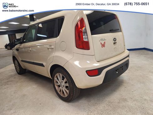 Used 2013 Kia Soul + image 5