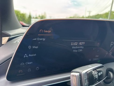 Used 2024 Cadillac Lyriq Tech w/ Driver Assist Package AWD/4WD image 44