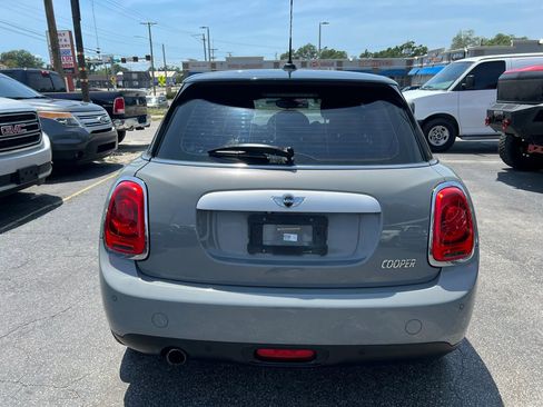 Used 2015 MINI Cooper 4-Door Hardtop FWD image 5
