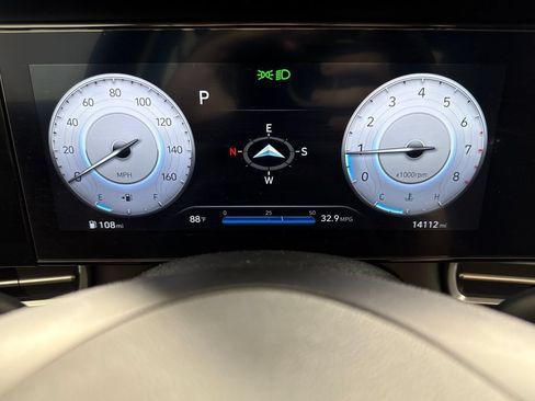 Used 2023 Hyundai Elantra SEL w/ Convenience Package FWD image 17