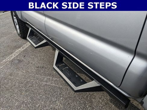 Used 2021 Toyota Tacoma SR image 5