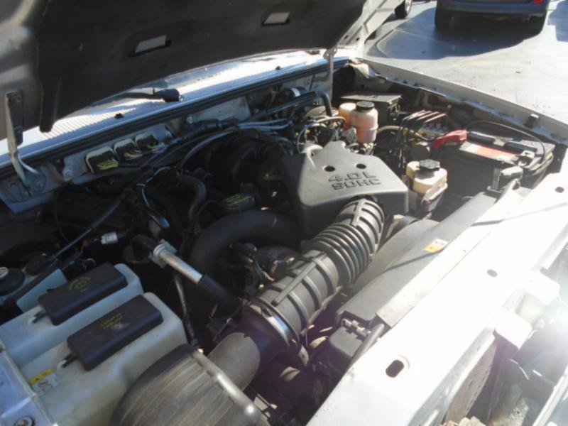 Used 2010 Ford Ranger XLT AWD/4WD image 17