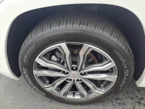 Used 2020 GMC Terrain Denali w/ Denali Premium Package AWD/4WD image 32