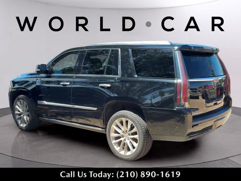 Used 2020 Cadillac Escalade Premium Luxury AWD/4WD image 16