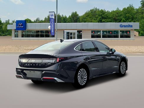 New 2026 Hyundai Sonata Limited image 7