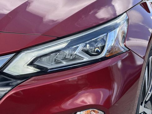 Certified 2020 Nissan Altima 2.5 SR FWD image 10