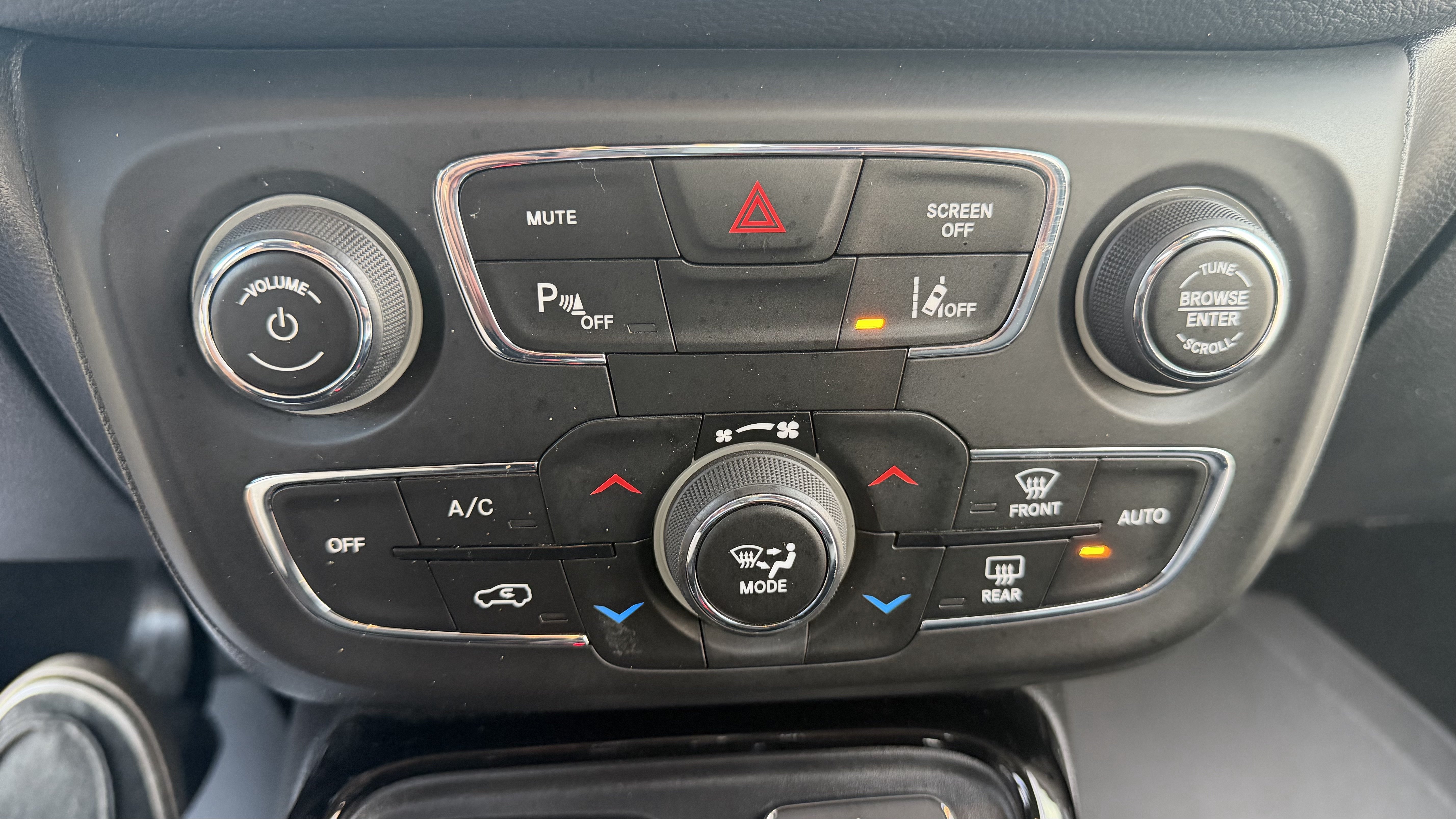 Used 2021 Jeep Compass Limited AWD/4WD image 22