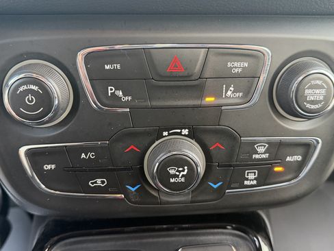 Used 2021 Jeep Compass Limited AWD/4WD image 22