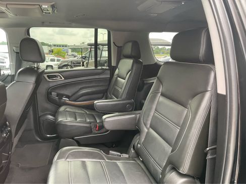 Used 2019 GMC Yukon XL Denali w/ Denali Ultimate Package AWD/4WD image 21