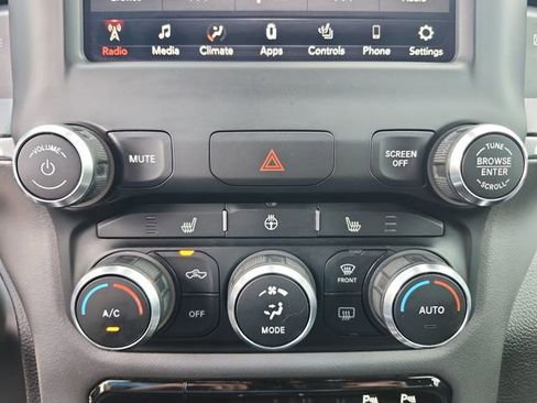 Used 2019 RAM 1500 Big Horn image 31