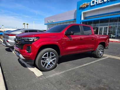 Used 2024 Chevrolet Colorado Z71 w/ Z71 Convenience Package 2