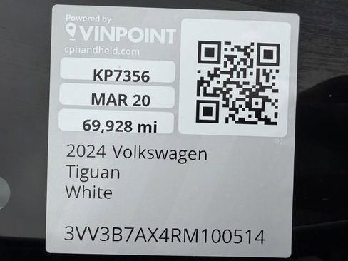 Used 2024 Volkswagen Tiguan Wolfsburg Edition image 56