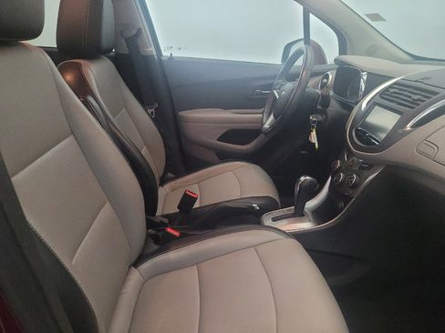 Used 2016 Chevrolet Trax LTZ w/ LPO, Protection Package image 21