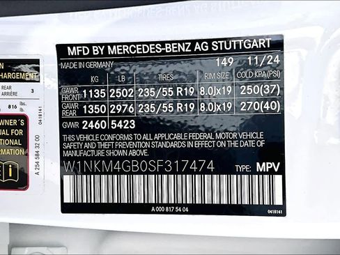 Certified 2025 Mercedes-Benz GLC 300 image 31
