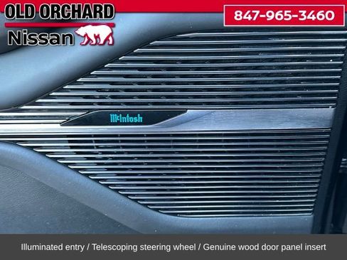 Used 2022 Jeep Grand Wagoneer Series III w/ Rear Seat Video Group 1 image 12