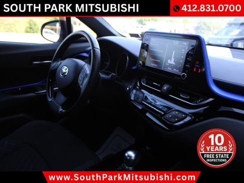 Used 2021 Toyota C-HR XLE FWD image 10
