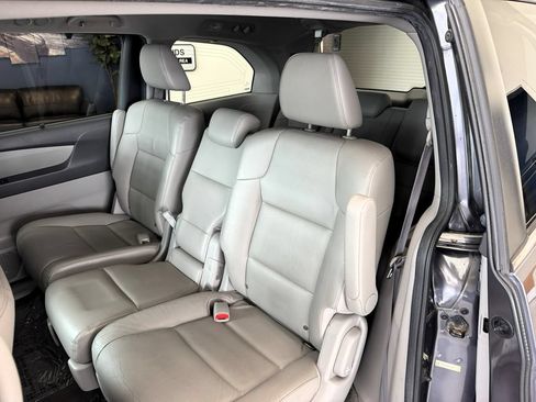 Used 2015 Honda Odyssey EX-L image 42