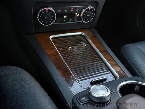 Used 2013 Mercedes-Benz GLK 350 2WD image 12